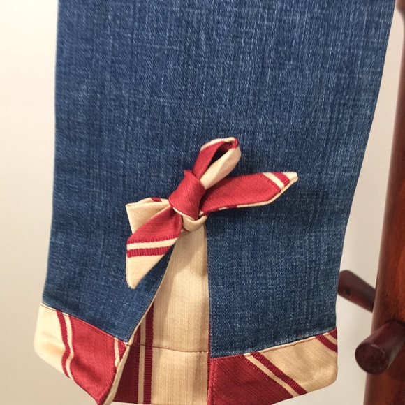 NWOT Levi’s with Custom Kick! - Picture 3 of 8